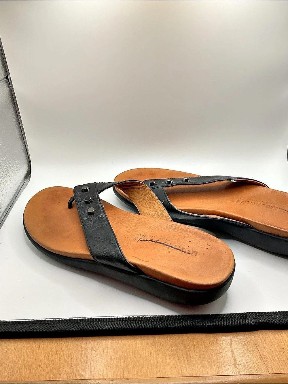 Gentle Souls Women's Black & Brown Studded Sandals US 8